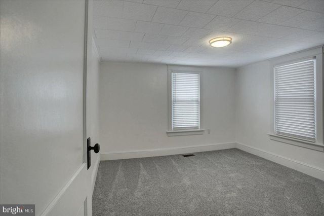305 WALNUT ST, Shippensburg, PA 17257