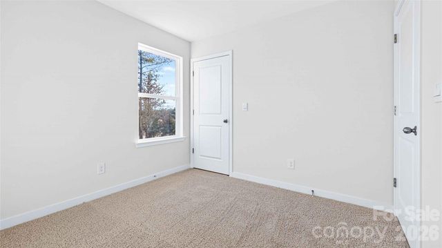 204 Hyder Ridge Road, Asheville, NC 28804