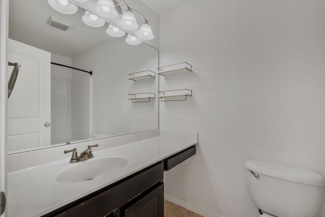 1234 Riverbrook Dr, Hermitage, TN 37076