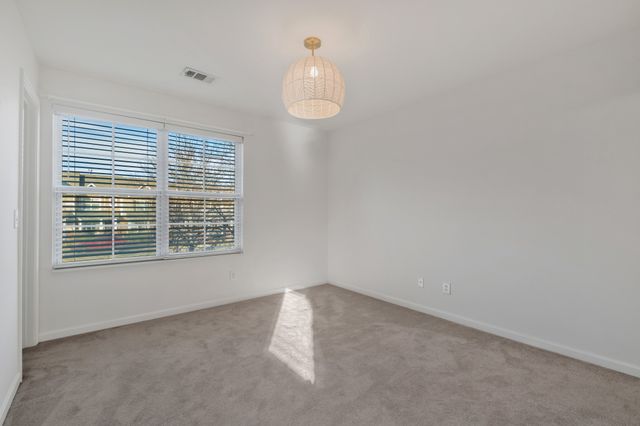 1234 Riverbrook Dr, Hermitage, TN 37076