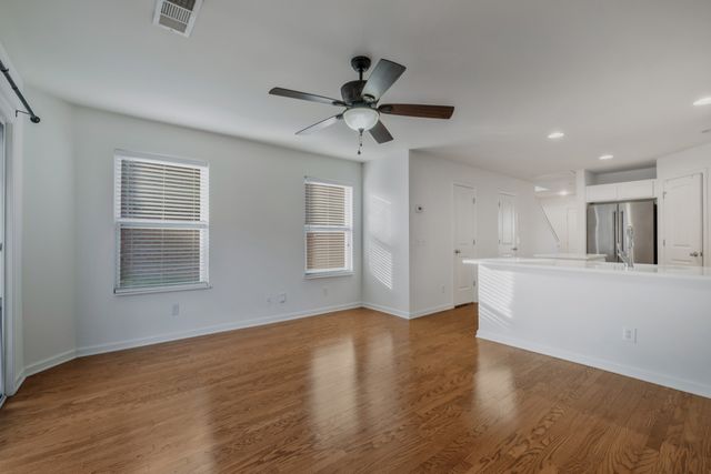 1234 Riverbrook Dr, Hermitage, TN 37076