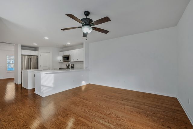 1234 Riverbrook Dr, Hermitage, TN 37076