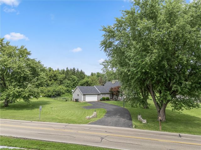 7040 Frederick Pike, Vandalia, OH 45414