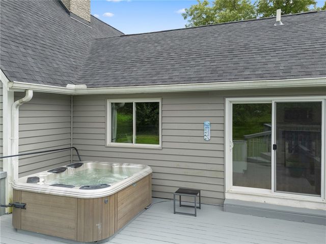 7040 Frederick Pike, Vandalia, OH 45414