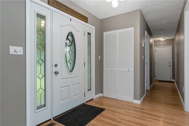 7040 Frederick Pike, Vandalia, OH 45414