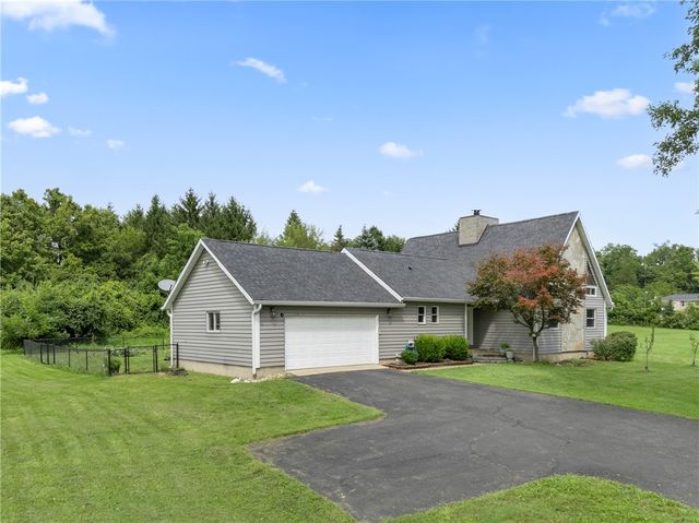 7040 Frederick Pike, Vandalia, OH 45414