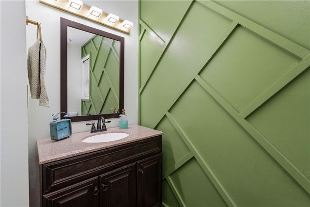 7040 Frederick Pike, Vandalia, OH 45414