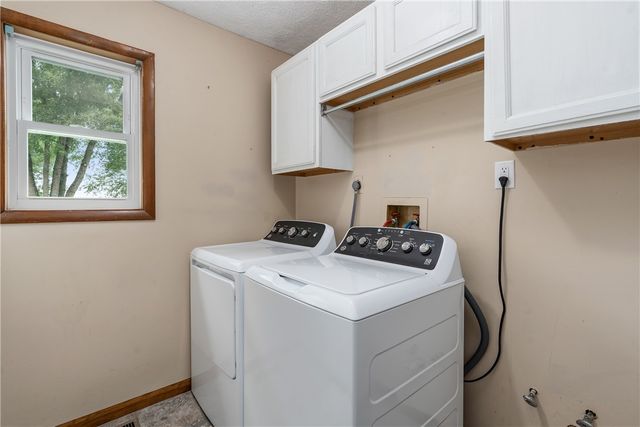 7040 Frederick Pike, Vandalia, OH 45414