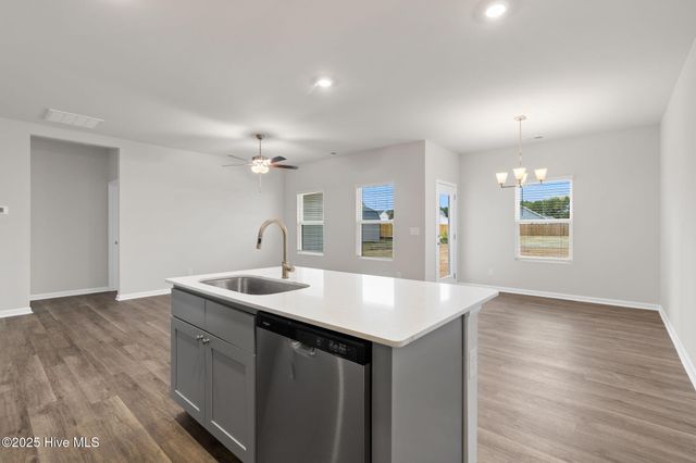 94 Maymont Street NW, Supply, NC 28462