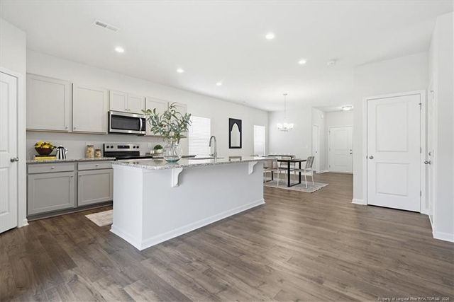 594 Melbourne Drive, Raeford, NC 28376