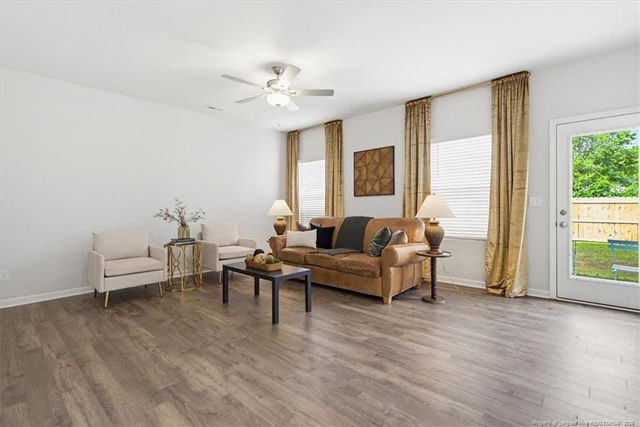 594 Melbourne Drive, Raeford, NC 28376