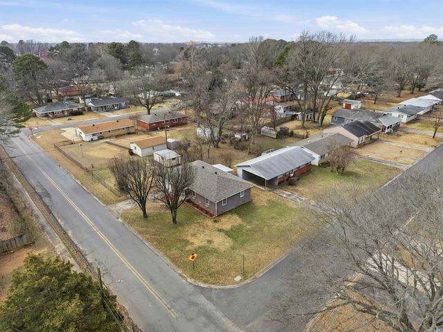 810 N Bailey Boulevard, Jacksonville, AR 72076