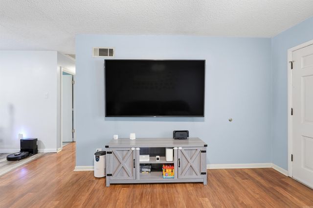 810 N Bailey Boulevard, Jacksonville, AR 72076