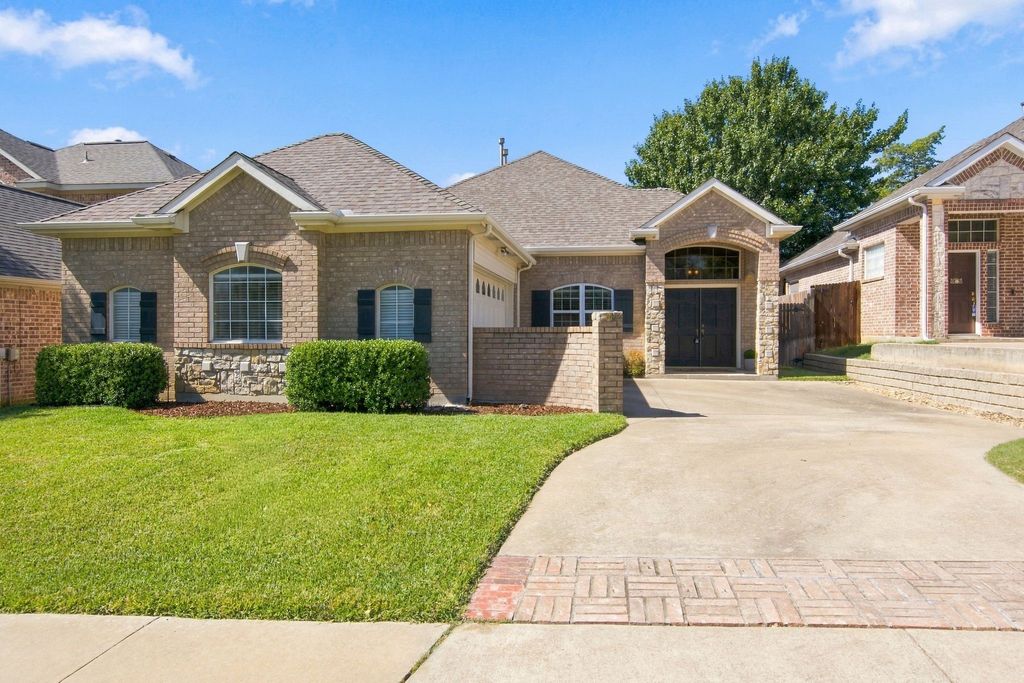 636 Wyndham Circle, Keller, TX 76248 — exterior