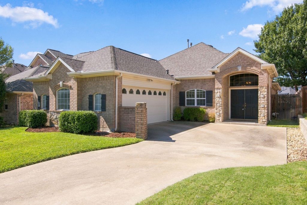636 Wyndham Circle, Keller, TX 76248 — photo 2