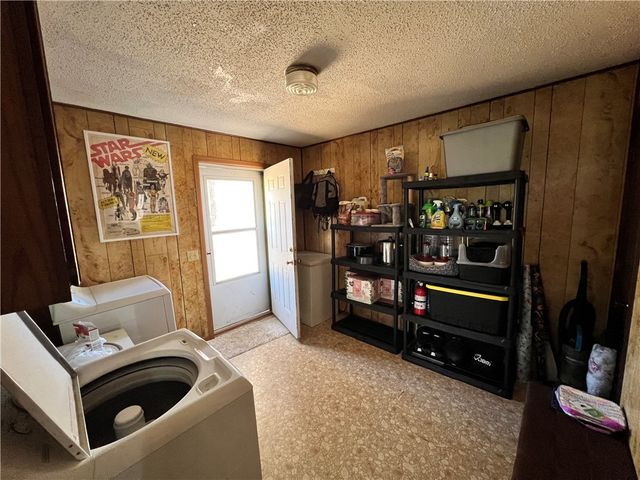 350 Madison 1973, Huntsville, AR 72740