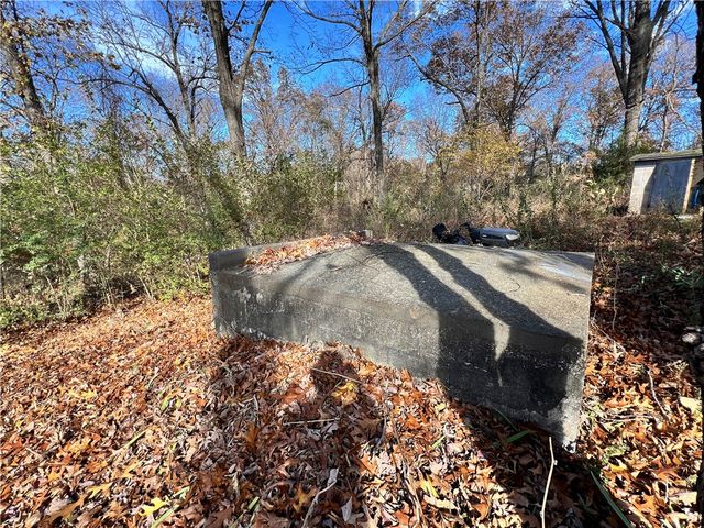 350 Madison 1973, Huntsville, AR 72740