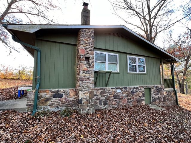 350 Madison 1973, Huntsville, AR 72740