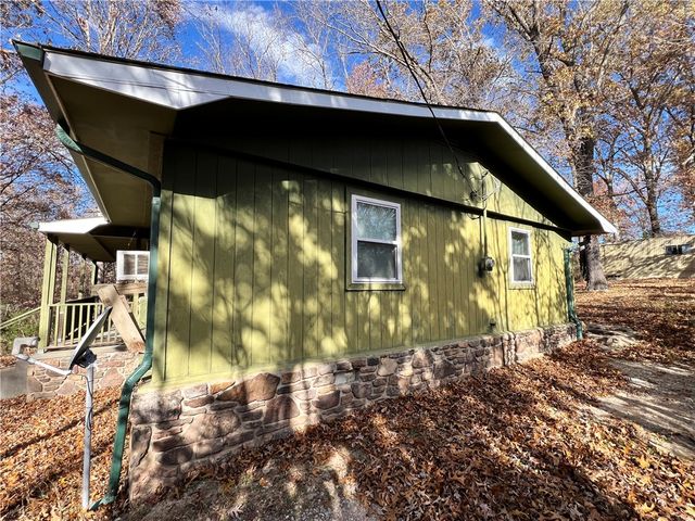 350 Madison 1973, Huntsville, AR 72740