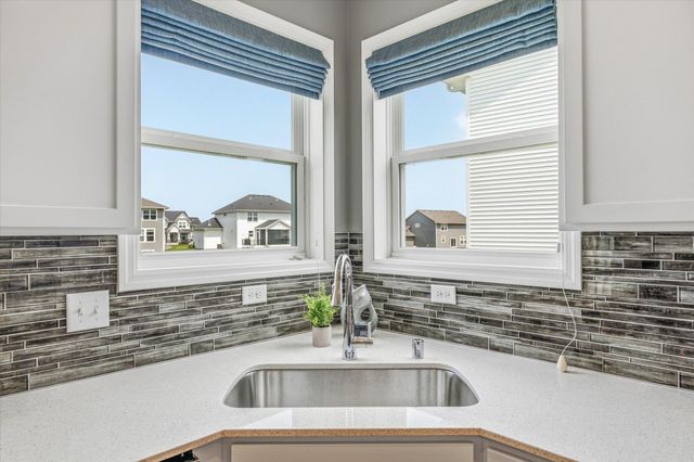 2113 Itasca Circle, Lino Lakes, MN 55038