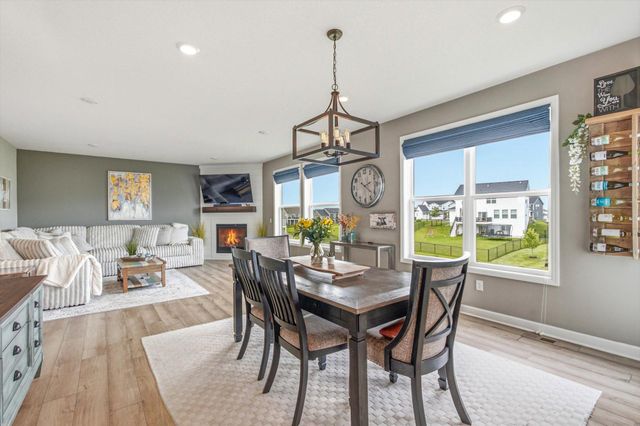 2113 Itasca Circle, Lino Lakes, MN 55038