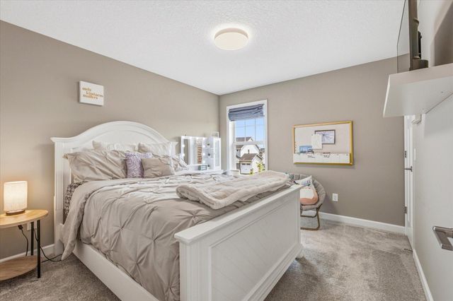 2113 Itasca Circle, Lino Lakes, MN 55038