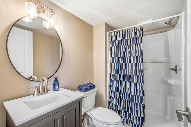 2113 Itasca Circle, Lino Lakes, MN 55038