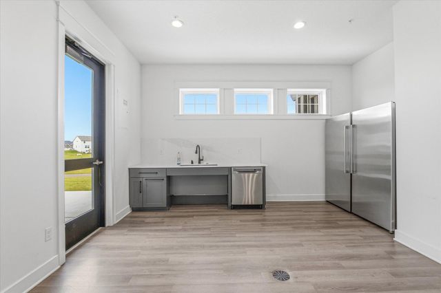 2113 Itasca Circle, Lino Lakes, MN 55038