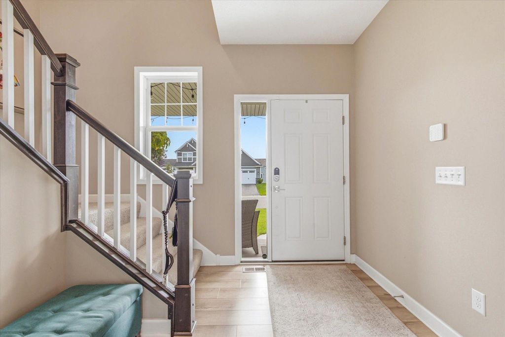 2113 Itasca Circle, Lino Lakes, MN 55038 — photo 5