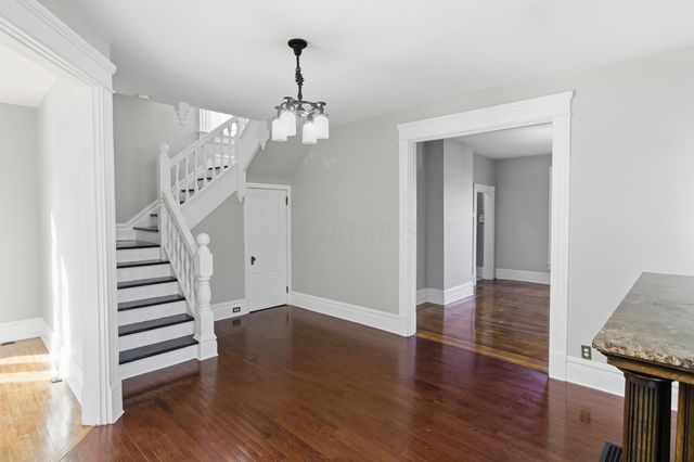 1070 Fair Avenue, Columbus, OH 43205