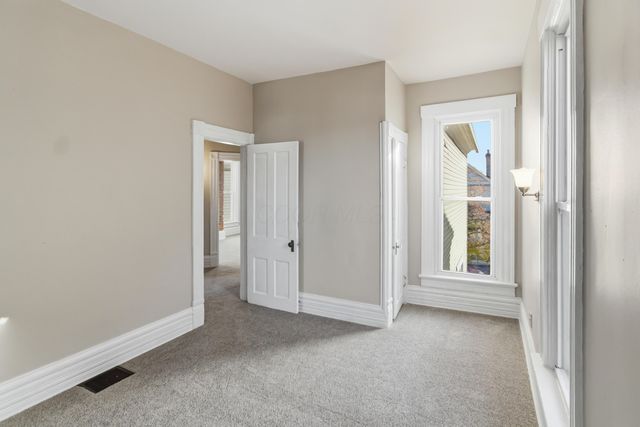 1070 Fair Avenue, Columbus, OH 43205