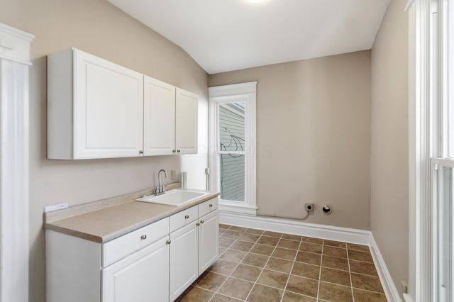 1070 Fair Avenue, Columbus, OH 43205