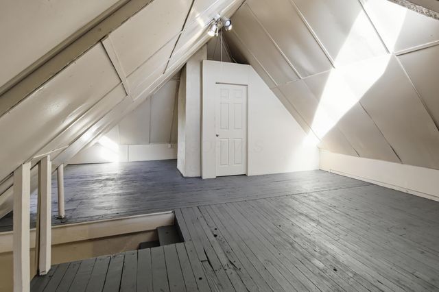 1070 Fair Avenue, Columbus, OH 43205