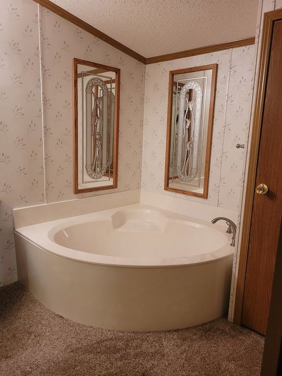 Image 18 of property listing at 2916 S 13th Street, Mt Vernon, IL 62864