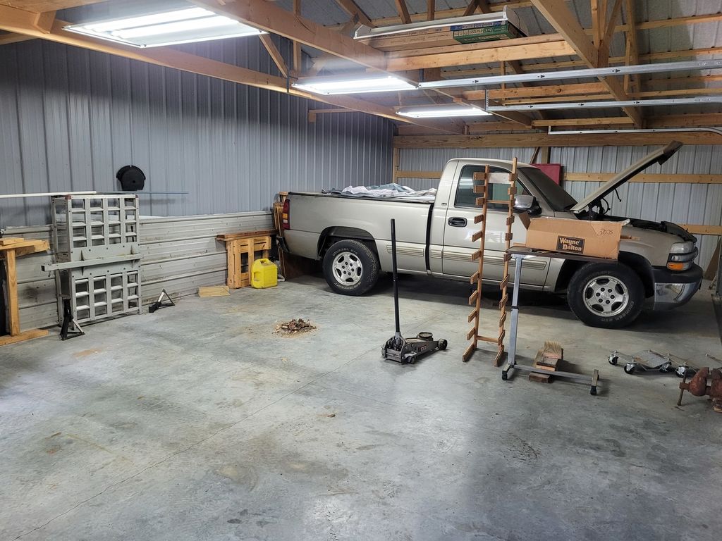 Image 30 of property listing at 2916 S 13th Street, Mt Vernon, IL 62864