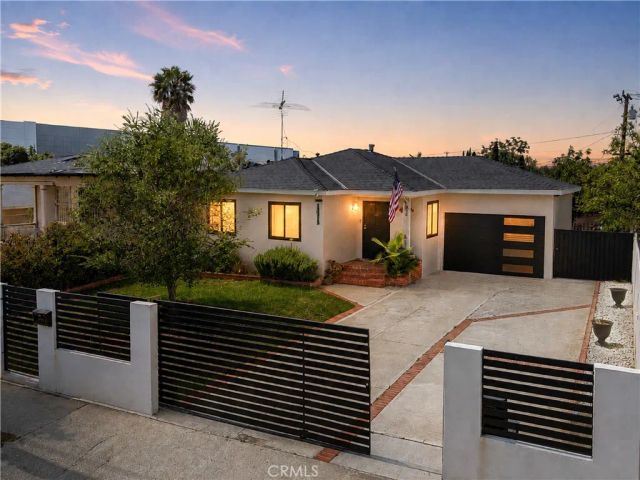 13215 Jarvis, Los Angeles, CA 90061
