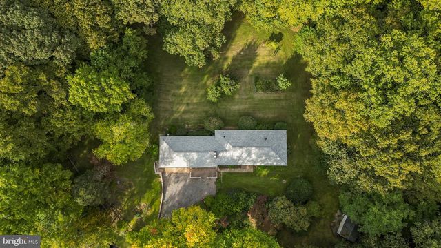 10838 HENDERSON RD, Fairfax Station, VA 22039