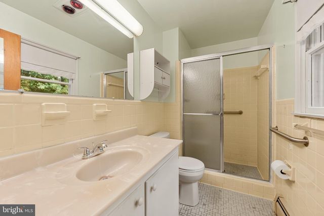 10838 HENDERSON RD, Fairfax Station, VA 22039