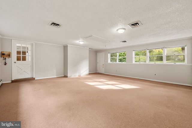 10838 HENDERSON RD, Fairfax Station, VA 22039