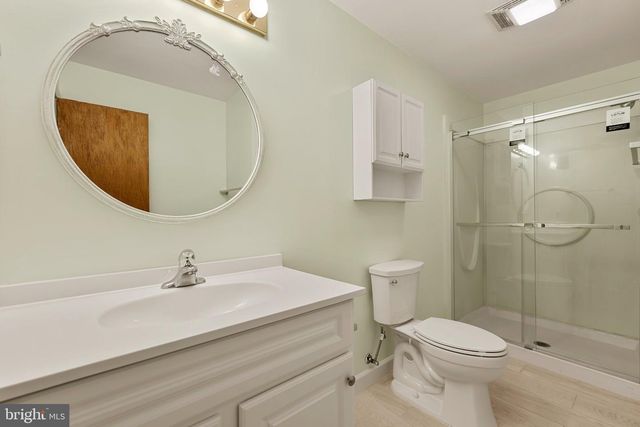 10838 HENDERSON RD, Fairfax Station, VA 22039