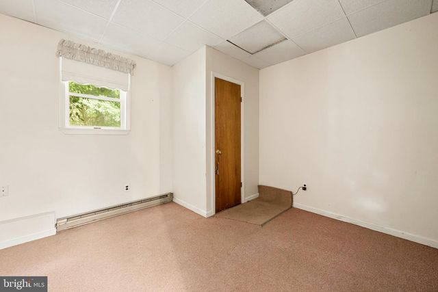 10838 HENDERSON RD, Fairfax Station, VA 22039