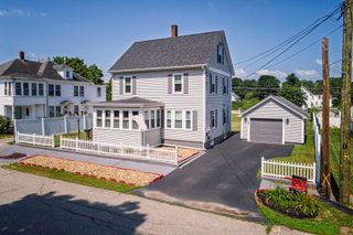 20 Dewey Street, Rochester, NH 03867