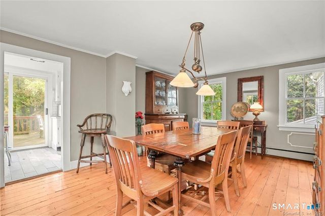 47 Hollow Tree Ridge Road 47, Darien, CT 06820