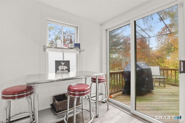 47 Hollow Tree Ridge Road 47, Darien, CT 06820