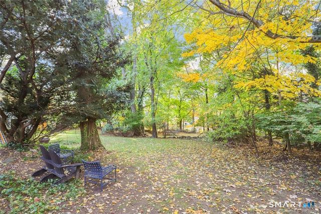 47 Hollow Tree Ridge Road 47, Darien, CT 06820