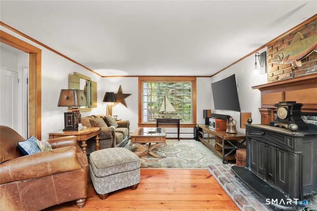 47 Hollow Tree Ridge Road 47, Darien, CT 06820