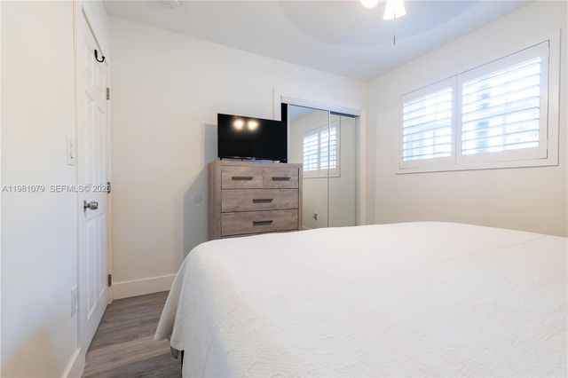 19600 Gulfstream Rd, Cutler Bay, FL 33157