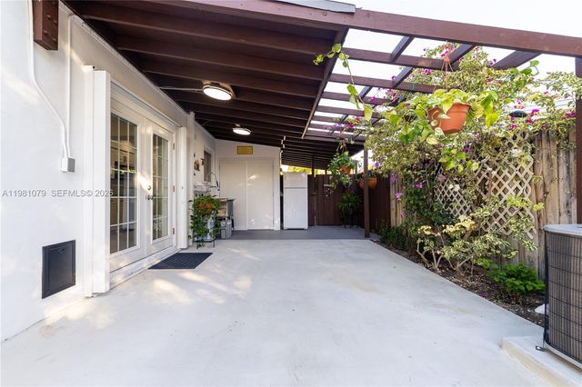 19600 Gulfstream Rd, Cutler Bay, FL 33157