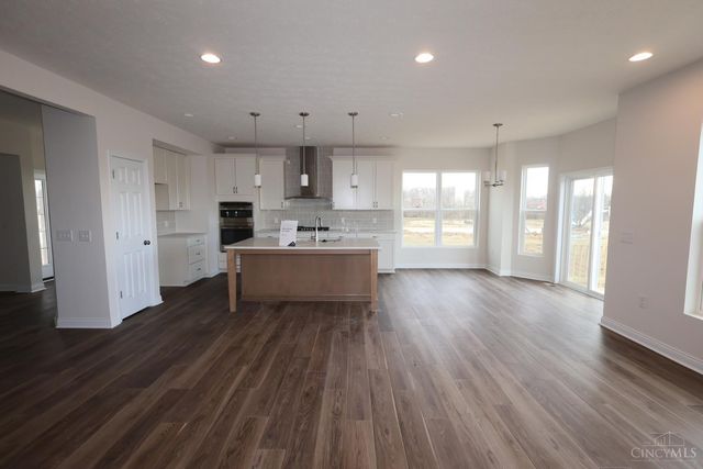 9229 Bottega Drive S, Washington Twp, OH 45458