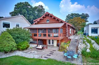 1601 Westwind Court, Muskegon, MI 49445